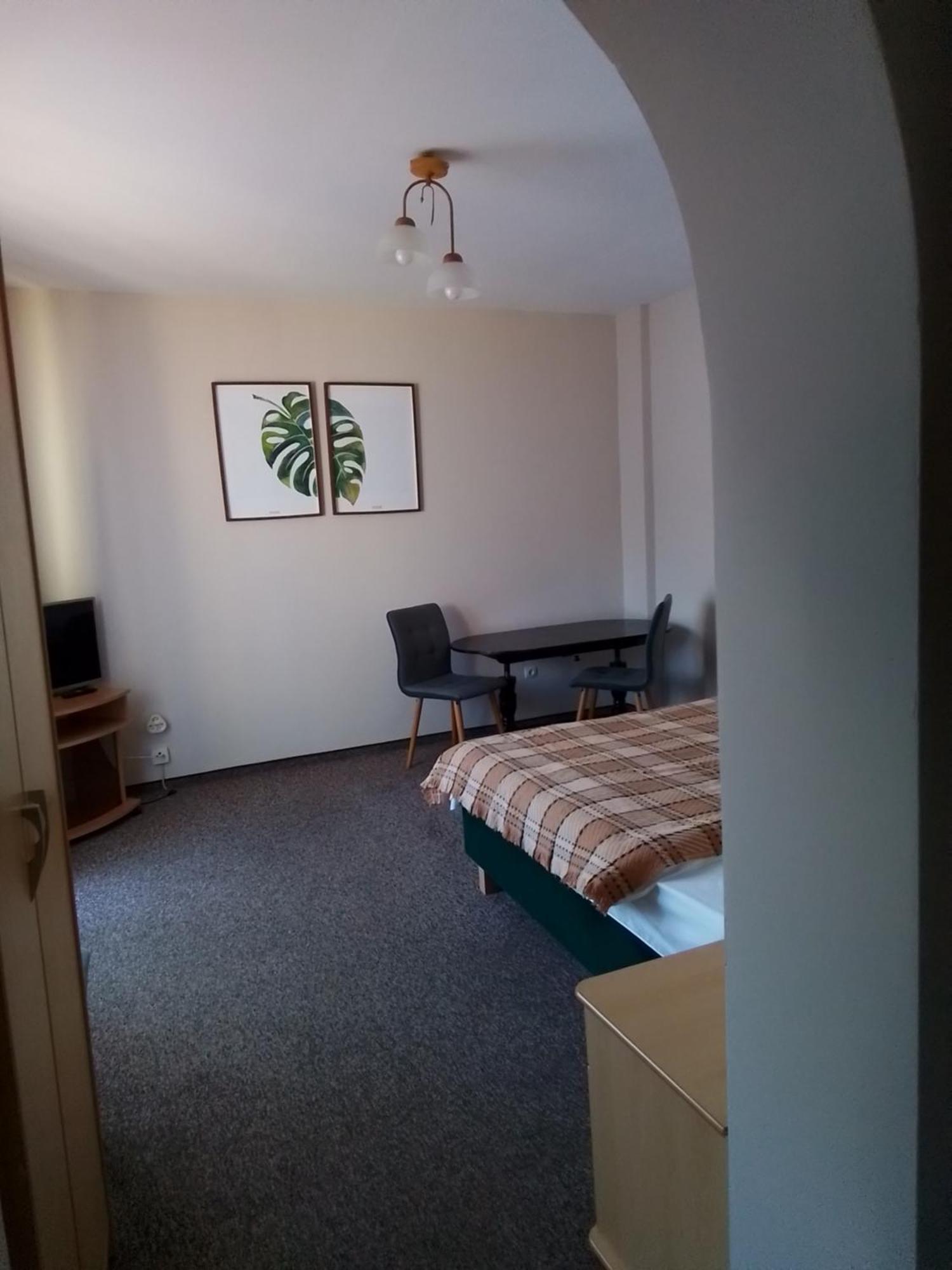 Pokoje Goscinne Kaja Kudowa-Zdrój Exterior foto