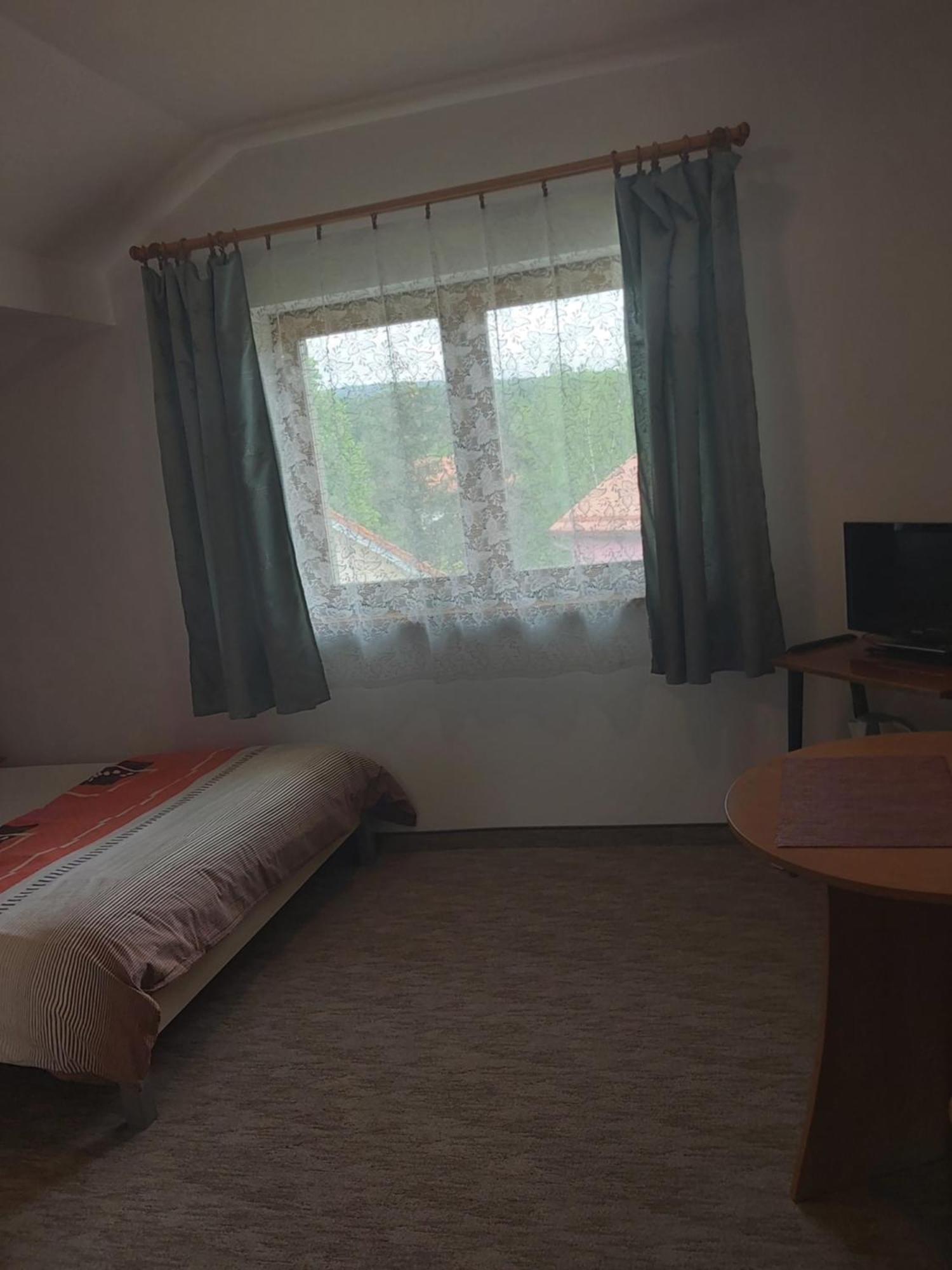 Pokoje Goscinne Kaja Kudowa-Zdrój Exterior foto